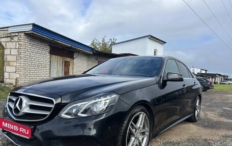 Mercedes-Benz E-Класс, 2013 год, 1 600 000 рублей, 2 фотография