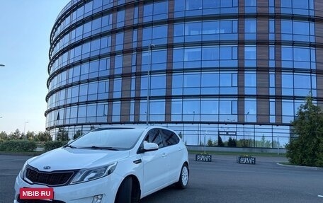 KIA Rio III рестайлинг, 2012 год, 899 000 рублей, 2 фотография