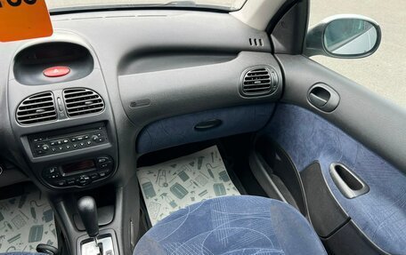 Peugeot 206, 2002 год, 349 000 рублей, 15 фотография
