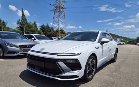 Hyundai Sonata VIII, 2023 год, 2 200 000 рублей, 2 фотография