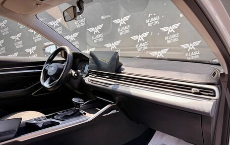 Geely Emgrand, 2023 год, 1 290 000 рублей, 22 фотография