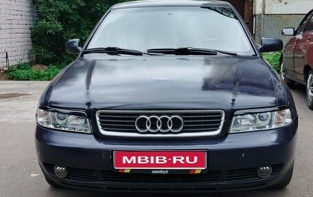 Audi A4, 1998 год, 350 000 рублей, 1 фотография
