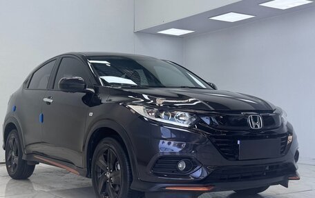 Honda Vezel, 2022 год, 1 876 000 рублей, 1 фотография