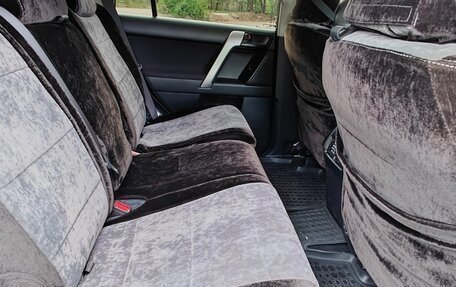 Toyota Land Cruiser Prado 150 рестайлинг 2, 2015 год, 3 450 000 рублей, 10 фотография