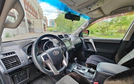 Toyota Land Cruiser Prado 150 рестайлинг 2, 2015 год, 3 450 000 рублей, 7 фотография
