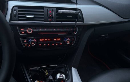 BMW 3 серия, 2016 год, 2 500 000 рублей, 24 фотография