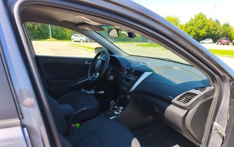 Hyundai Solaris II рестайлинг, 2015 год, 1 100 000 рублей, 8 фотография