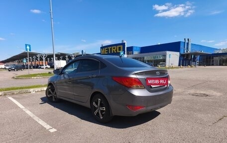 Hyundai Solaris II рестайлинг, 2015 год, 1 100 000 рублей, 4 фотография