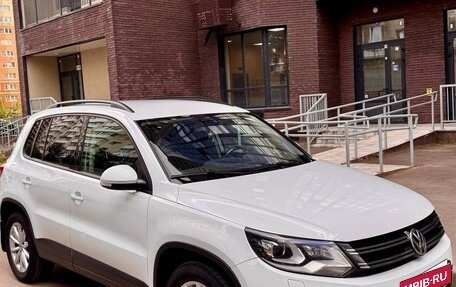 Volkswagen Tiguan I, 2016 год, 1 350 000 рублей, 2 фотография