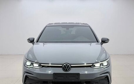 Volkswagen Golf VIII, 2023 год, 2 000 000 рублей, 5 фотография