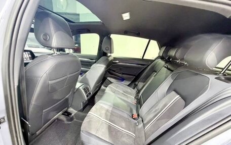 Volkswagen Golf VIII, 2023 год, 2 000 000 рублей, 7 фотография