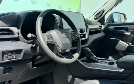 Toyota Highlander, 2025 год, 4 845 000 рублей, 19 фотография