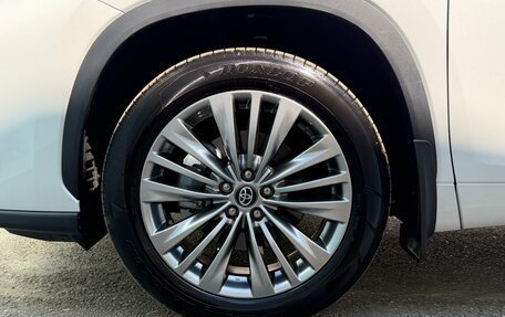 Toyota Highlander, 2025 год, 4 845 000 рублей, 34 фотография