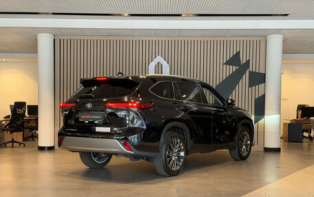 Toyota Highlander, 2026 год, 5 300 000 рублей, 20 фотография