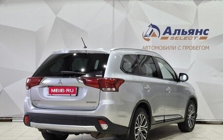 Mitsubishi Outlander III рестайлинг 3, 2016 год, 1 950 000 рублей, 3 фотография