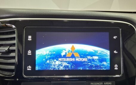 Mitsubishi Outlander III рестайлинг 3, 2016 год, 1 950 000 рублей, 14 фотография