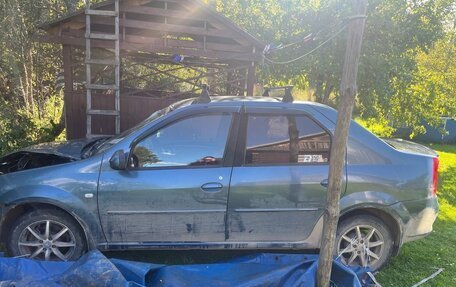 Renault Logan I, 2010 год, 200 000 рублей, 3 фотография