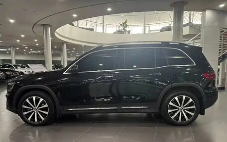 Mercedes-Benz GLB, 2022 год, 2 342 000 рублей, 7 фотография