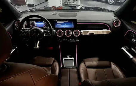 Mercedes-Benz GLB, 2022 год, 2 342 000 рублей, 13 фотография