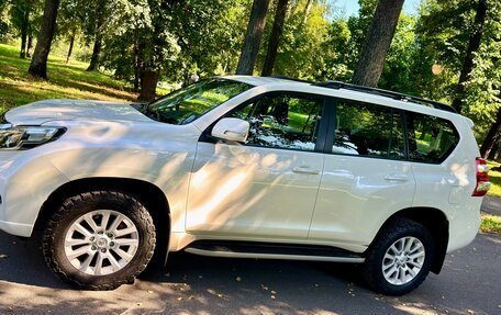 Toyota Land Cruiser Prado 150 рестайлинг 2, 2015 год, 3 497 000 рублей, 14 фотография