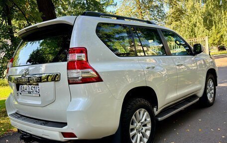 Toyota Land Cruiser Prado 150 рестайлинг 2, 2015 год, 3 497 000 рублей, 13 фотография