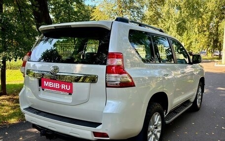 Toyota Land Cruiser Prado 150 рестайлинг 2, 2015 год, 3 497 000 рублей, 7 фотография