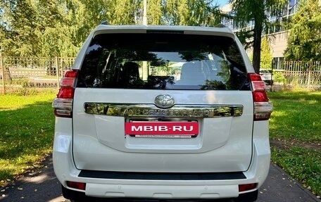 Toyota Land Cruiser Prado 150 рестайлинг 2, 2015 год, 3 497 000 рублей, 16 фотография
