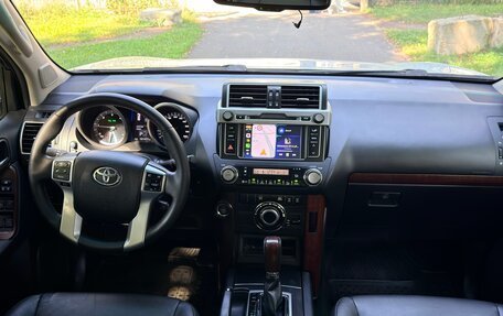 Toyota Land Cruiser Prado 150 рестайлинг 2, 2015 год, 3 497 000 рублей, 30 фотография