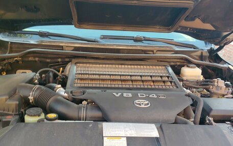 Toyota Land Cruiser 200, 2014 год, 4 500 000 рублей, 2 фотография