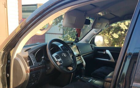 Toyota Land Cruiser 200, 2014 год, 4 500 000 рублей, 6 фотография