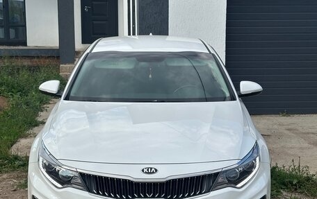 KIA Optima IV, 2019 год, 2 000 000 рублей, 9 фотография