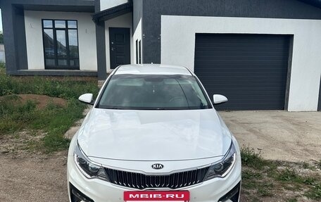 KIA Optima IV, 2019 год, 2 000 000 рублей, 10 фотография