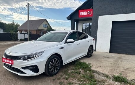 KIA Optima IV, 2019 год, 2 000 000 рублей, 12 фотография