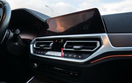 BMW 3 серия, 2021 год, 3 600 000 рублей, 23 фотография
