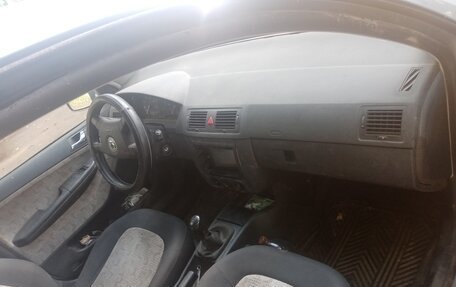 Skoda Fabia I, 2002 год, 100 000 рублей, 6 фотография