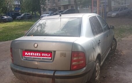 Skoda Fabia I, 2002 год, 100 000 рублей, 3 фотография
