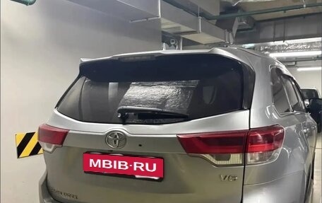Toyota Highlander III, 2019 год, 3 200 000 рублей, 3 фотография