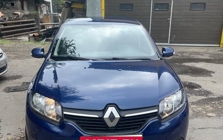 Renault Logan II, 2017 год, 624 757 рублей, 1 фотография