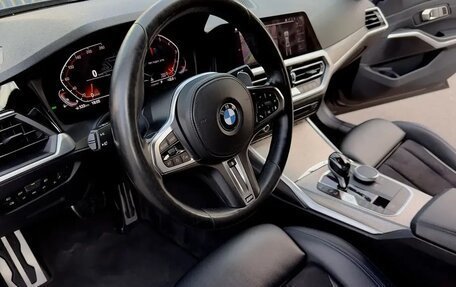 BMW 3 серия, 2019 год, 3 120 000 рублей, 3 фотография
