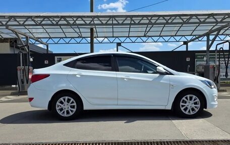 Hyundai Solaris II рестайлинг, 2014 год, 910 000 рублей, 5 фотография