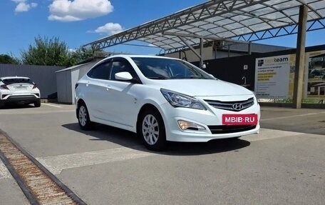 Hyundai Solaris II рестайлинг, 2014 год, 910 000 рублей, 2 фотография
