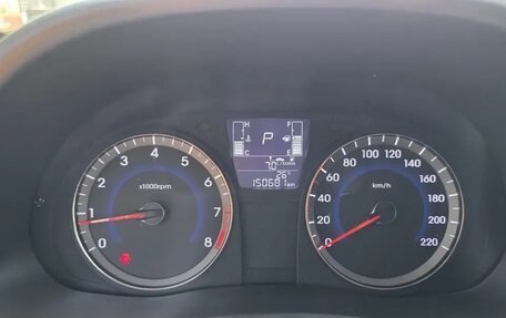 Hyundai Solaris II рестайлинг, 2014 год, 910 000 рублей, 9 фотография