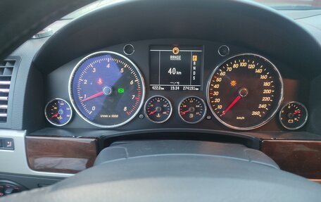 Volkswagen Touareg III, 2006 год, 1 700 000 рублей, 10 фотография