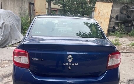 Renault Logan II, 2017 год, 624 757 рублей, 2 фотография