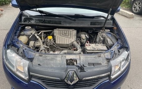 Renault Logan II, 2017 год, 624 757 рублей, 8 фотография