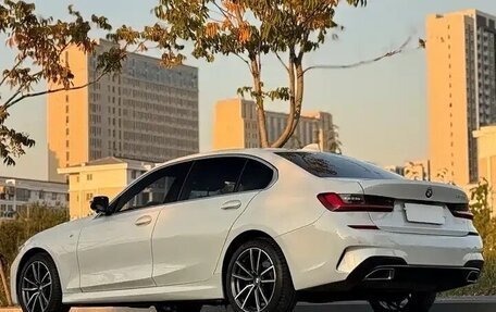 BMW 3 серия, 2022 год, 2 700 000 рублей, 5 фотография