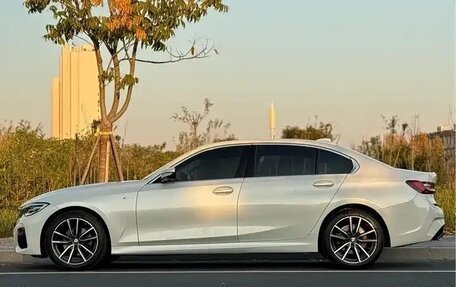 BMW 3 серия, 2022 год, 2 700 000 рублей, 7 фотография