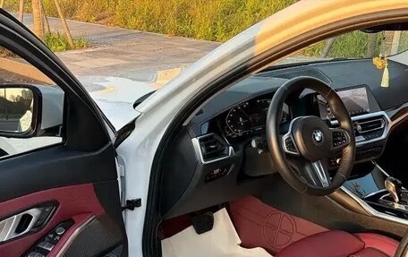 BMW 3 серия, 2022 год, 2 700 000 рублей, 8 фотография