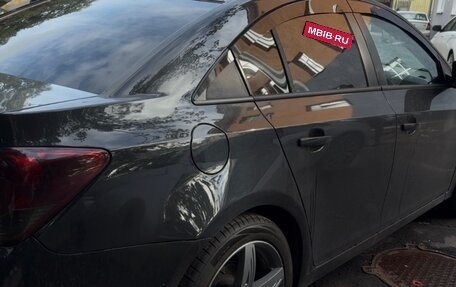 Chevrolet Cruze II, 2010 год, 650 000 рублей, 4 фотография