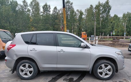 Toyota RAV4, 2011 год, 1 250 000 рублей, 2 фотография
